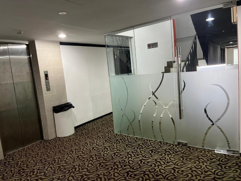 One Enigma Hotel Kuala Lumpur Bagian luar foto